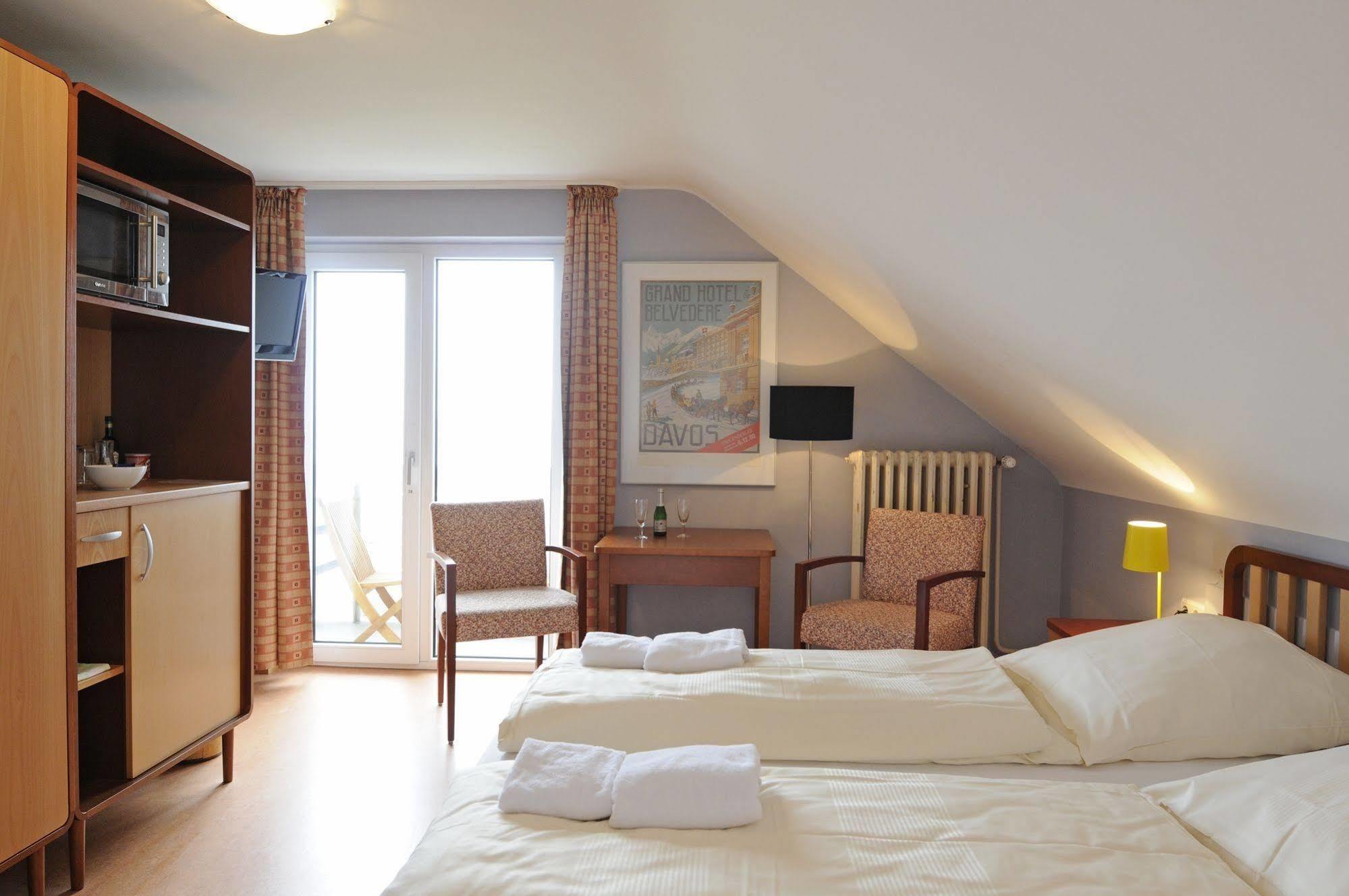 Hotel Helgoländer Klassik Heligoland Exteriör bild